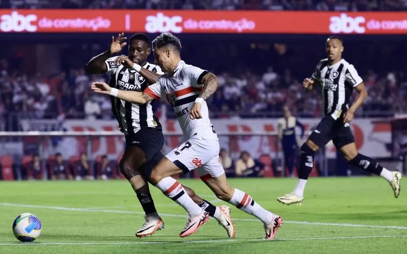 São Paulo e Botafogo começam a decidir uma vaga na semi da Libertadores; veja onde assistir