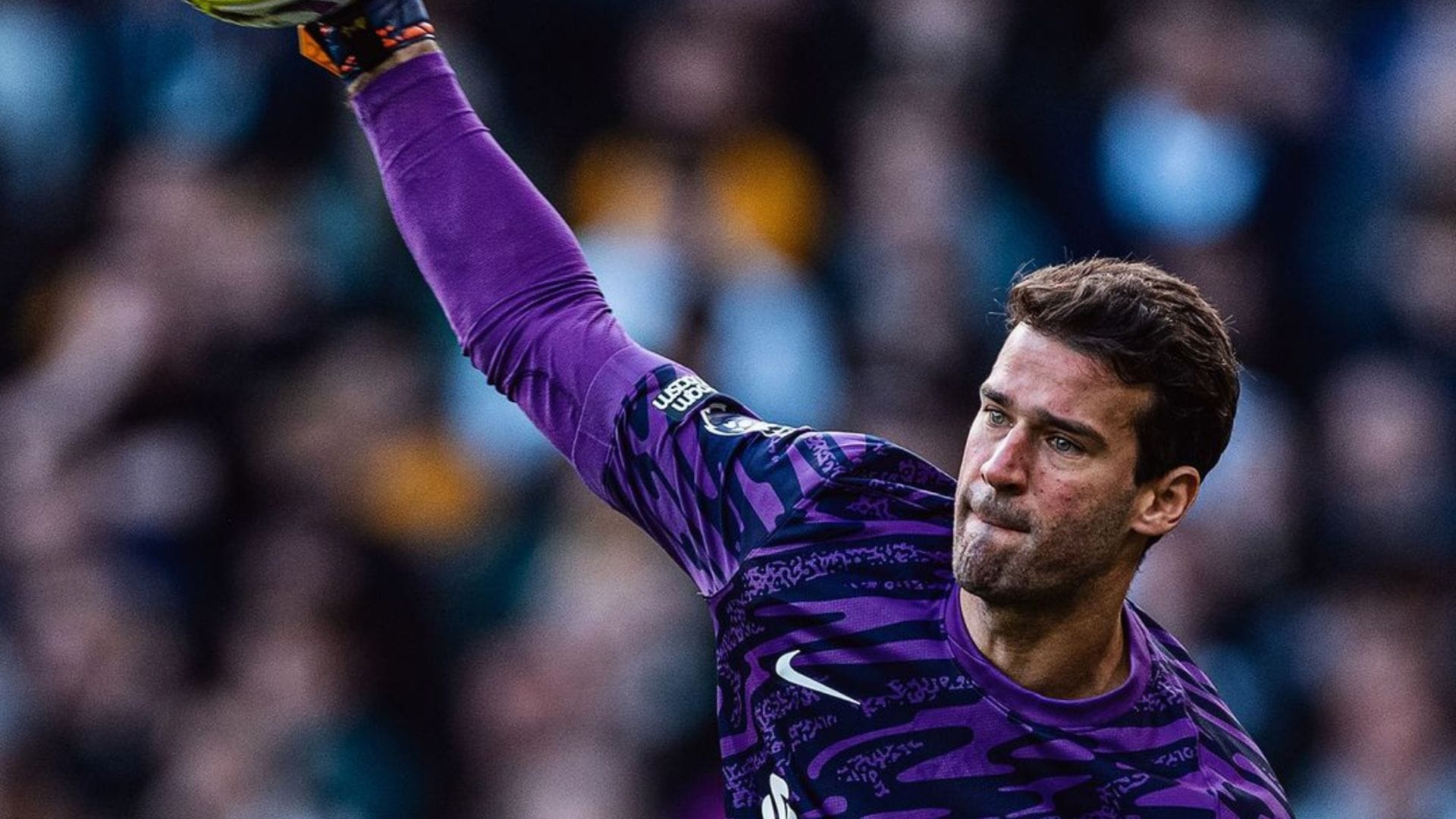 Alisson é opção do Bayern para substituir Manuel Nuer, diz jornal